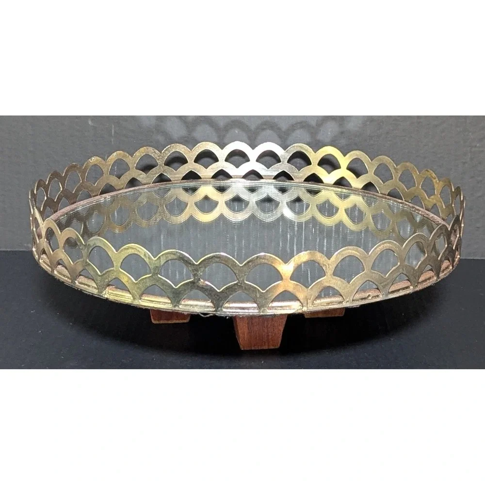 Vintage Vanity Mirror Round Scalloped Metal Lattice Frame 12